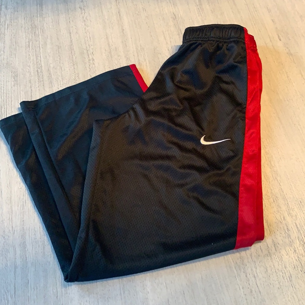 Boys Nike mesh dri-fit athletic pants